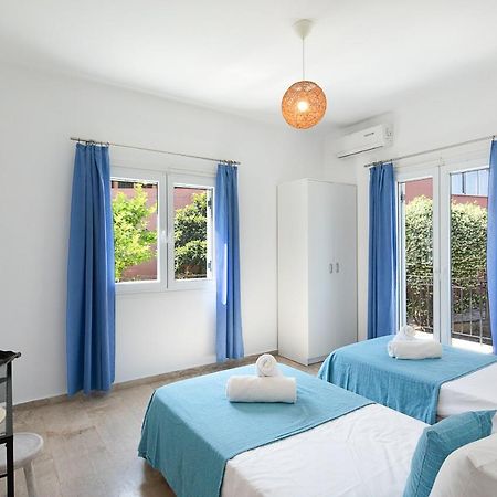 Irini Apartments And Studios Agios Gordios  Esterno foto