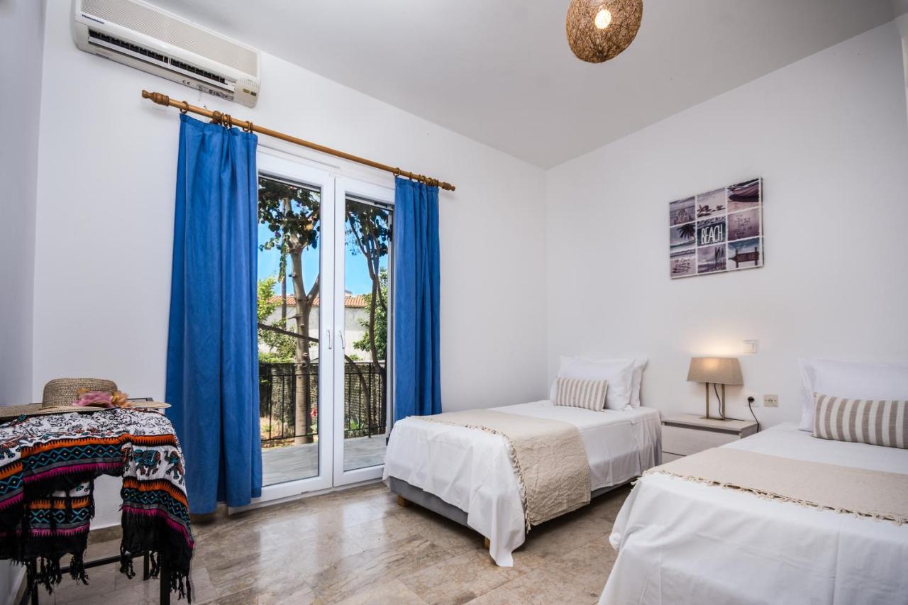 Irini Apartments And Studios Agios Gordios  Esterno foto